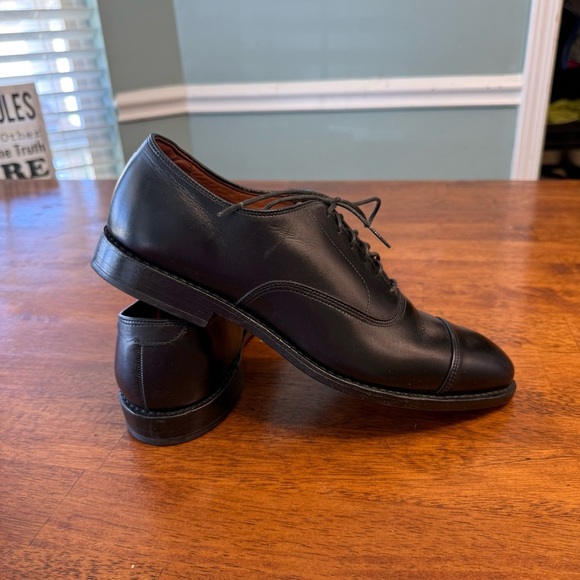Allen Edmonds Park Avenue Cap-Toe Oxfords Black Leather sis 9.5 D